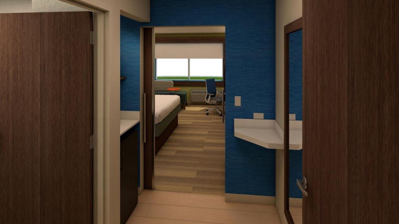 Holiday Inn Express & Suites - Madison West - Middleton By Ihg エクステリア 写真
