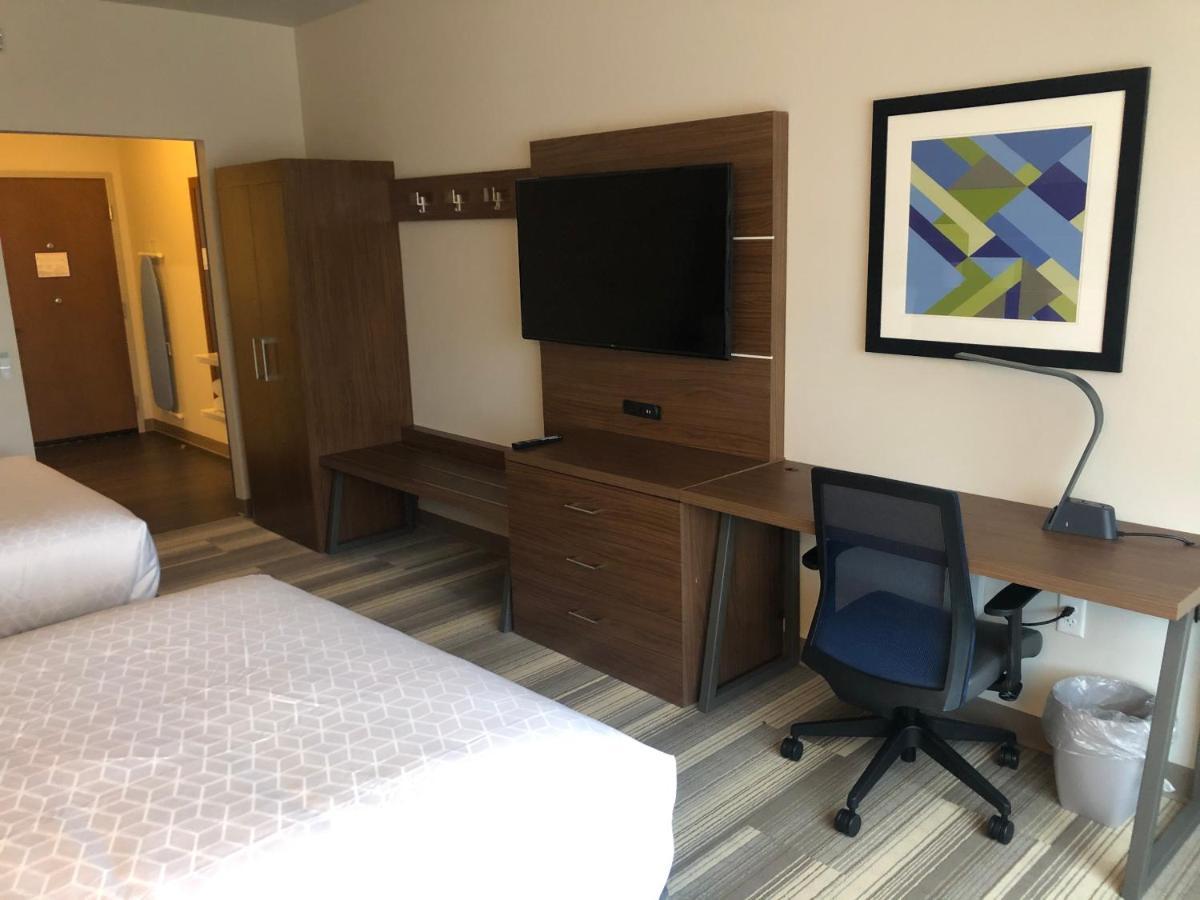 Holiday Inn Express & Suites - Madison West - Middleton By Ihg エクステリア 写真