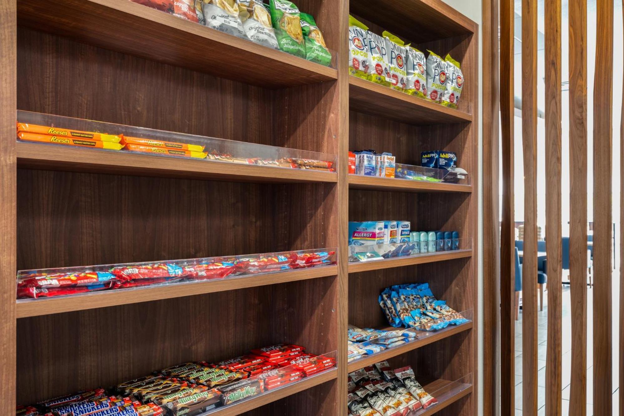 Holiday Inn Express & Suites - Madison West - Middleton By Ihg エクステリア 写真