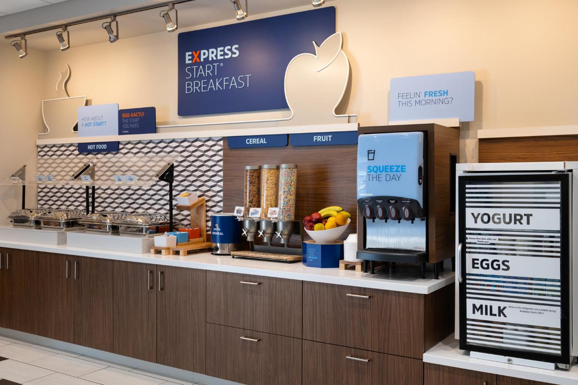 Holiday Inn Express & Suites - Madison West - Middleton By Ihg エクステリア 写真